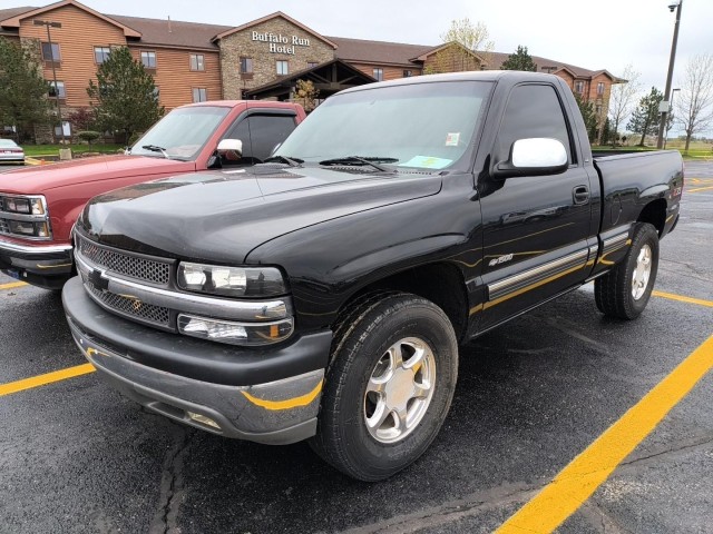 BUY CHEVROLET SILVERADO 1500 2002 REG CAB 133.0 WB 4WD LS, E-AUCTION AUTOS
