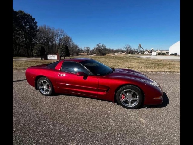 BUY CHEVROLET CORVETTE 2001 2DR CPE, E-AUCTION AUTOS