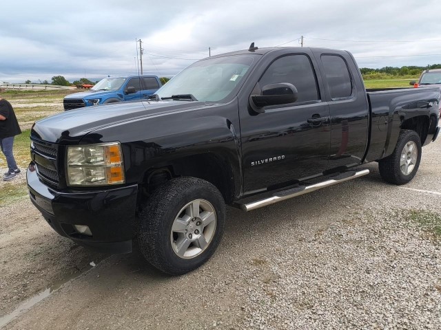 BUY CHEVROLET SILVERADO 1500 2012 4WD EXT CAB 143.5 LTZ, E-AUCTION AUTOS
