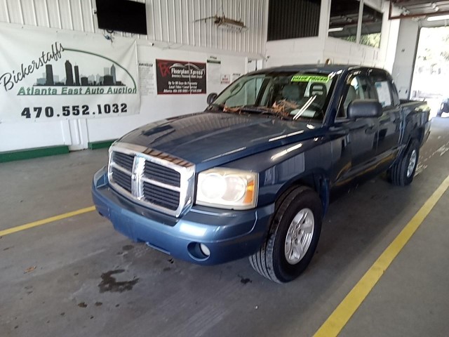 BUY DODGE DAKOTA 2006 4DR QUAD CAB 131 SLT, E-AUCTION AUTOS