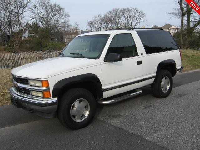 BUY CHEVROLET TAHOE 1996 1500 2DR 4WD, E-AUCTION AUTOS